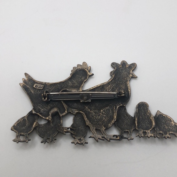 Vintage JJ Jonette Jewelry Gold Tone Hen & Chicks Brooch Pin Chicken Farm - Picture 3 of 5